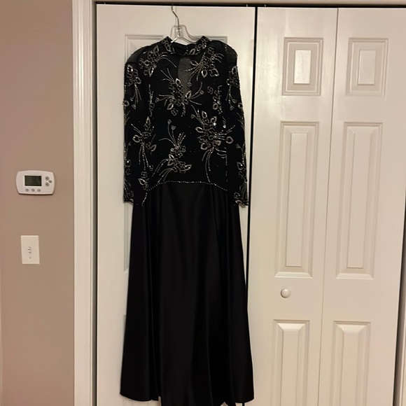 Mother of the bride / formal dress - Picture 1 of 4